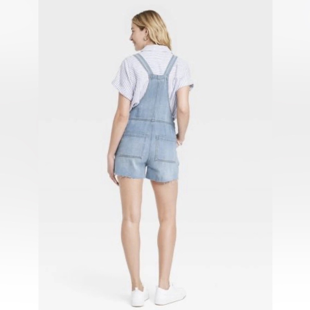 Women's Denim Boyfriend Shortalls Rompers Medium Wash Universal Thread 14 - Picture 3 of 3